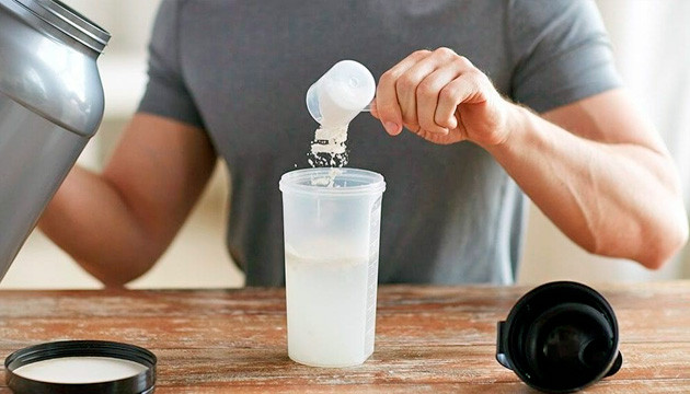 В каком количестве потреблять протеин